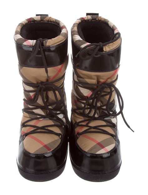 burberry snow boots men